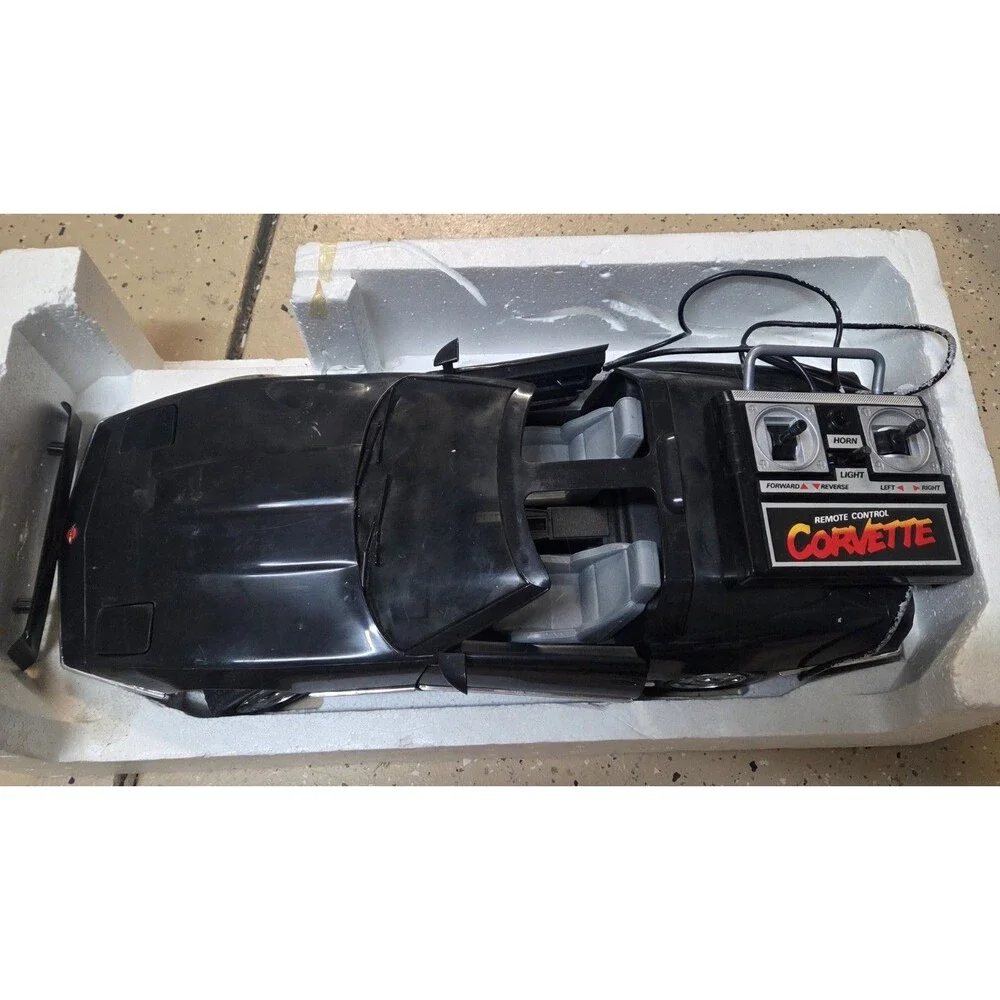 Vintage Chevrolet Corvette 1980s wired remote control car New Bright READ